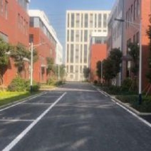 台山公安局旁，2350平独栋厂房出售，首付3成